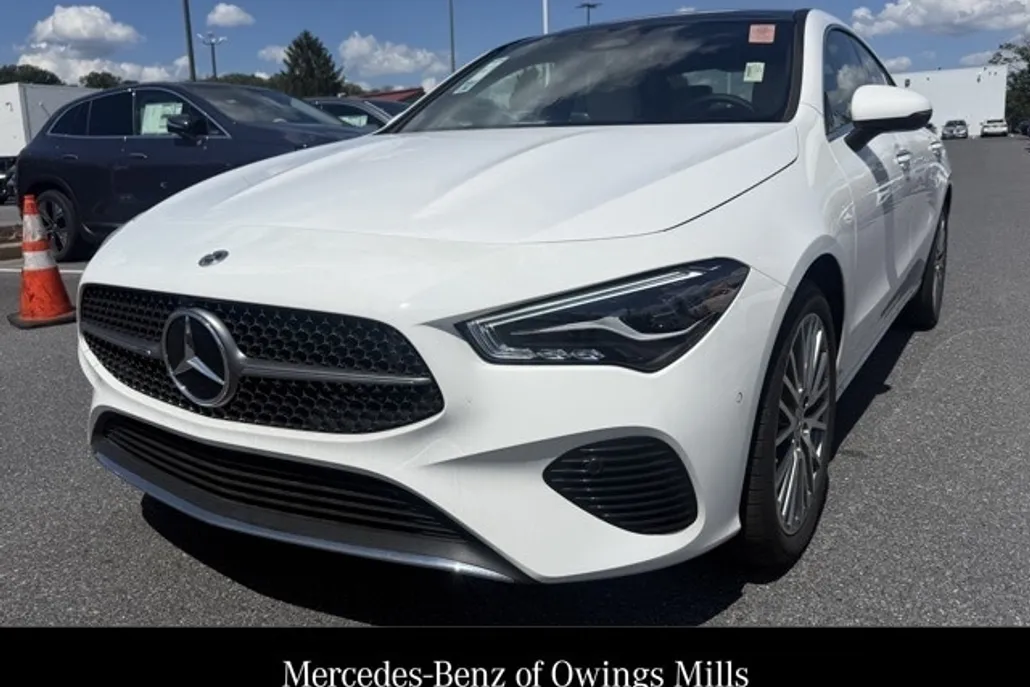2025 Mercedes Benz CLA 250 4MATIC photo 1