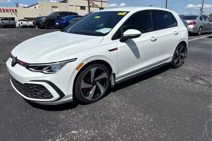 2022 Volkswagen Golf GTI S photo 1