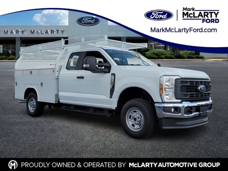 2025 Ford F-250 photo 1