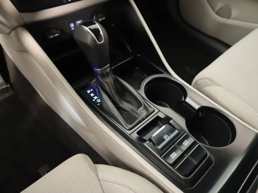 2020 Hyundai Tucson SE photo 1
