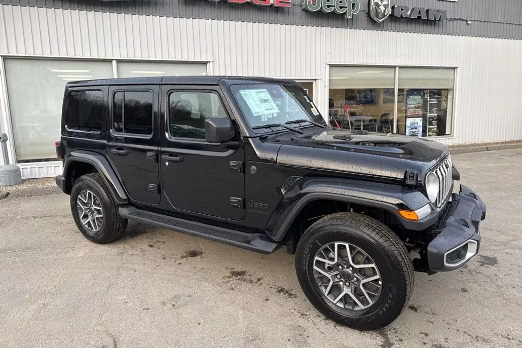 2025 Jeep Wrangler Sahara photo 1