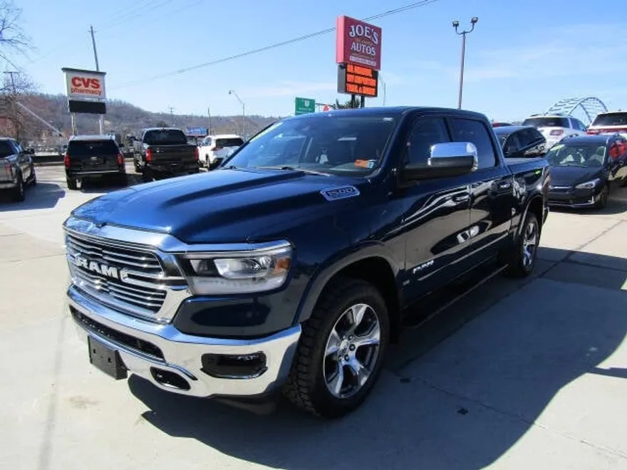 2022 Ram 1500 Laramie photo 1
