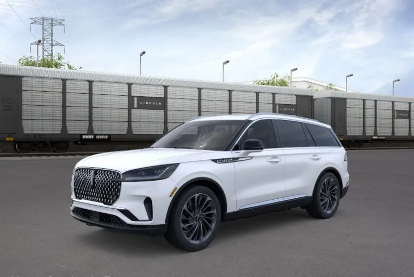 2025 Lincoln Aviator Reserve photo 1