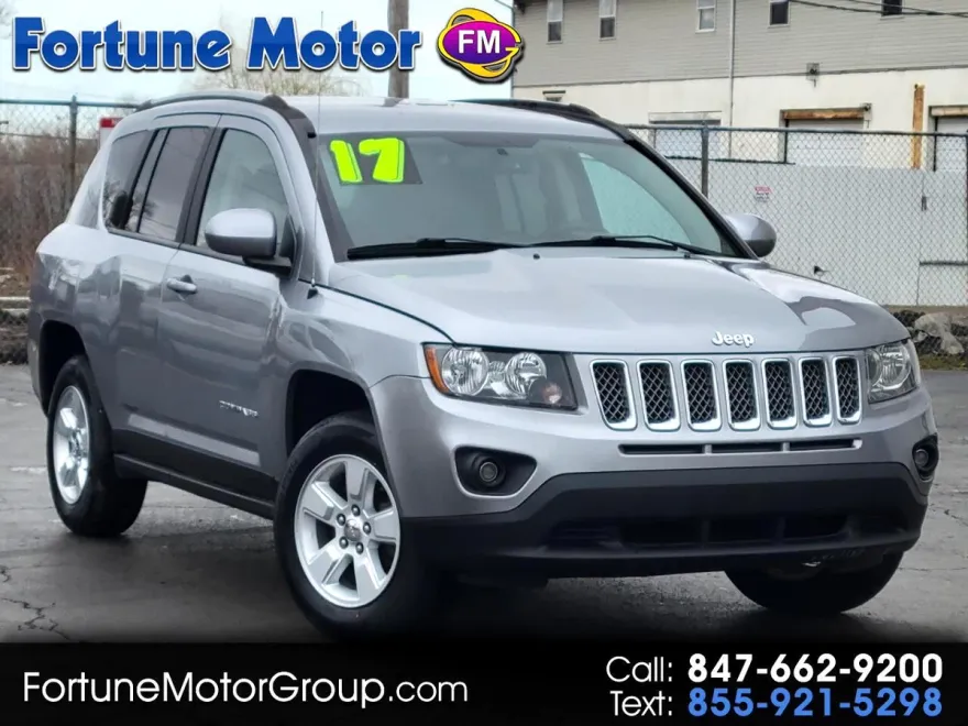 2017 Jeep Compass Latitude photo 1