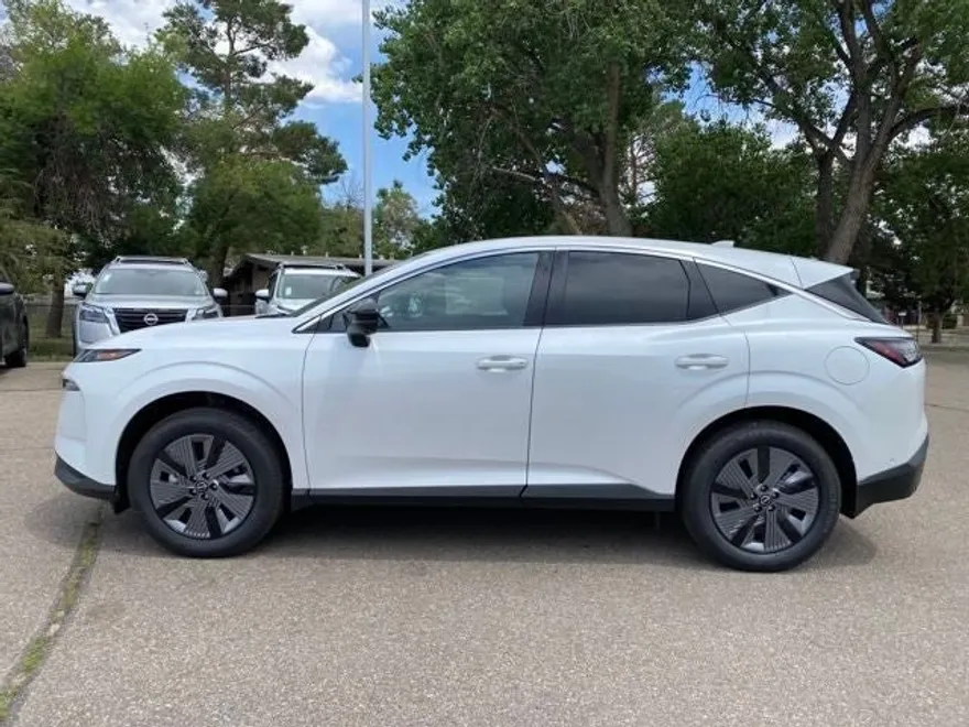 2025 Nissan Murano SL photo 1