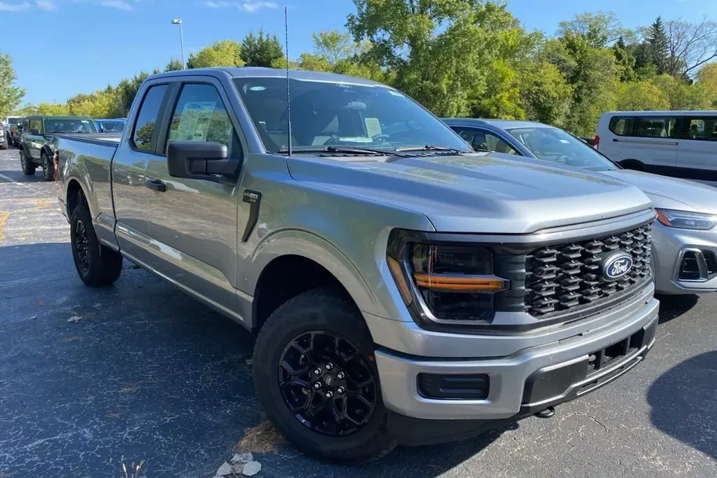 2025 Ford F-150 STX photo 1