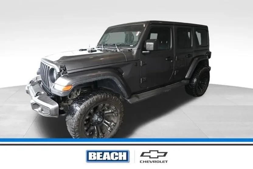 2020 Jeep Wrangler Unlimited Sahara photo 1