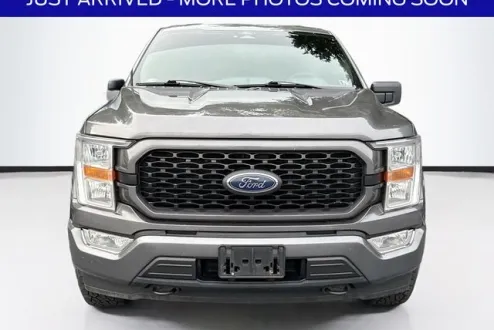 2022 Ford F-150 XL photo 2