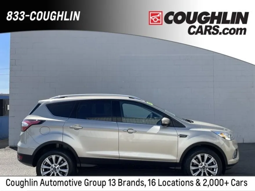 2017 Ford Escape Titanium photo 1