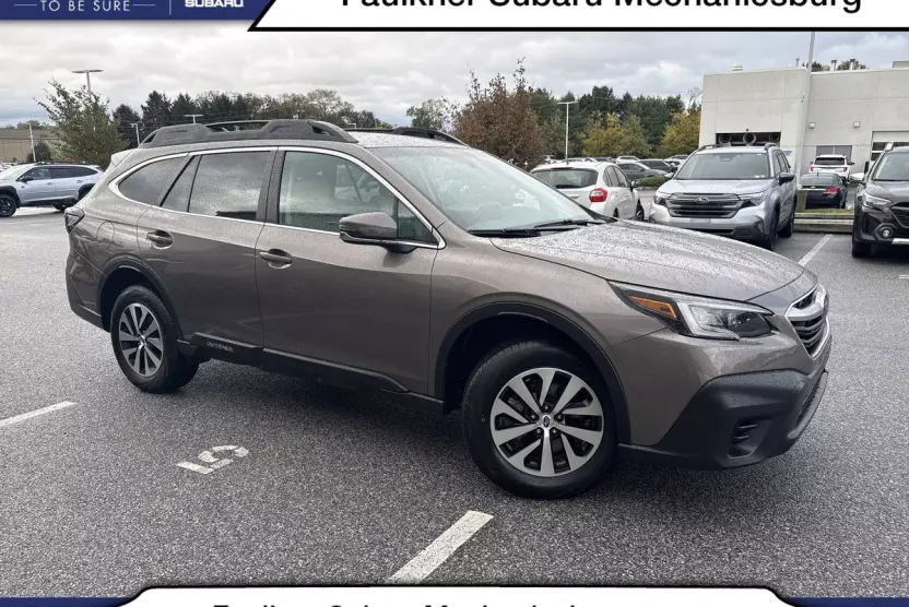 2021 Subaru Outback Premium photo 1