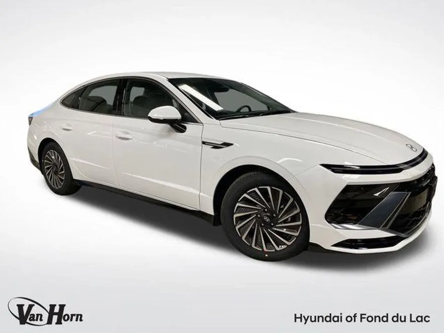 2025 Hyundai Sonata Hybrid SEL photo 1