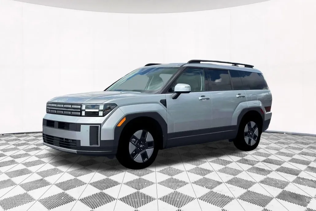 2026 Hyundai Santa Fe SEL photo 1