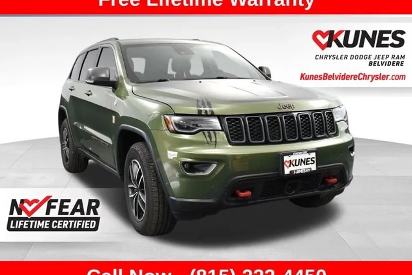 2021 Jeep Grand Cherokee Trailhawk photo 1