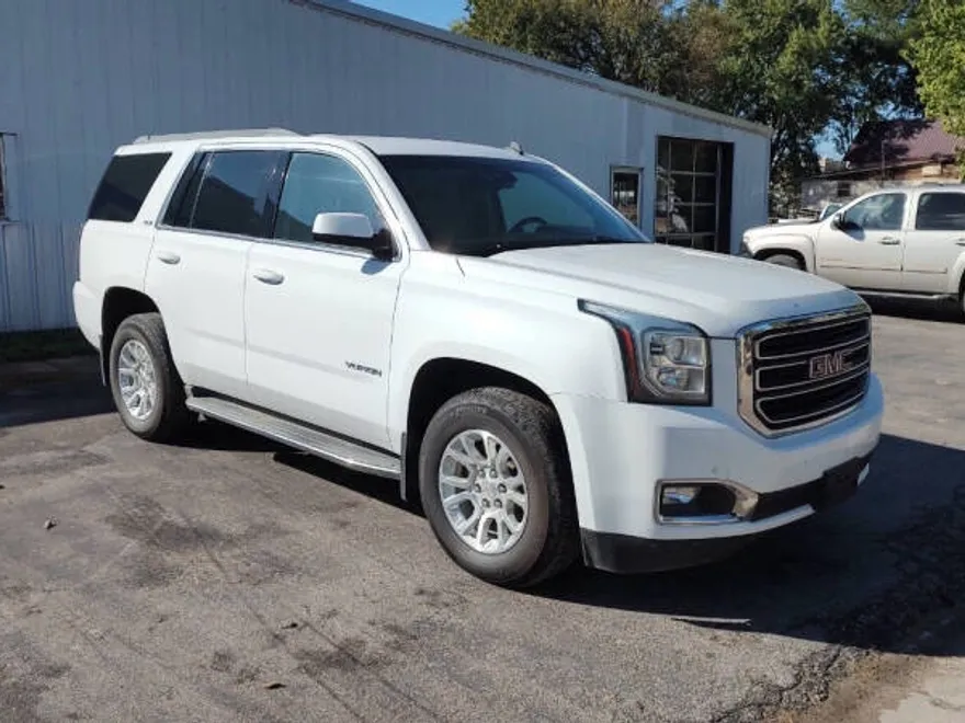 2015 Gmc Yukon SLE photo 1