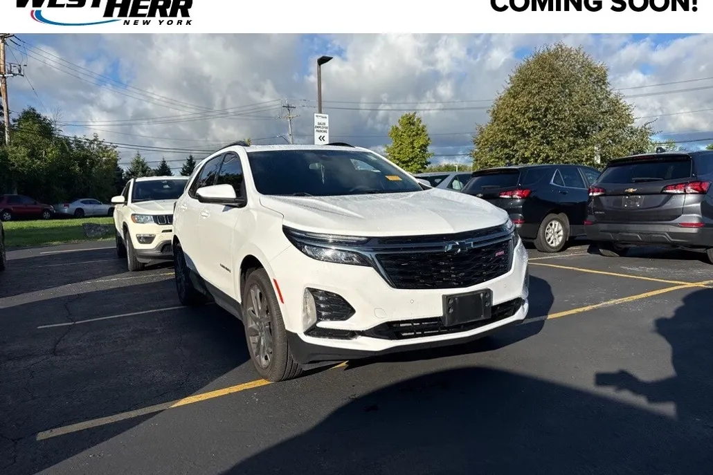 2022 Chevrolet Equinox RS photo 1