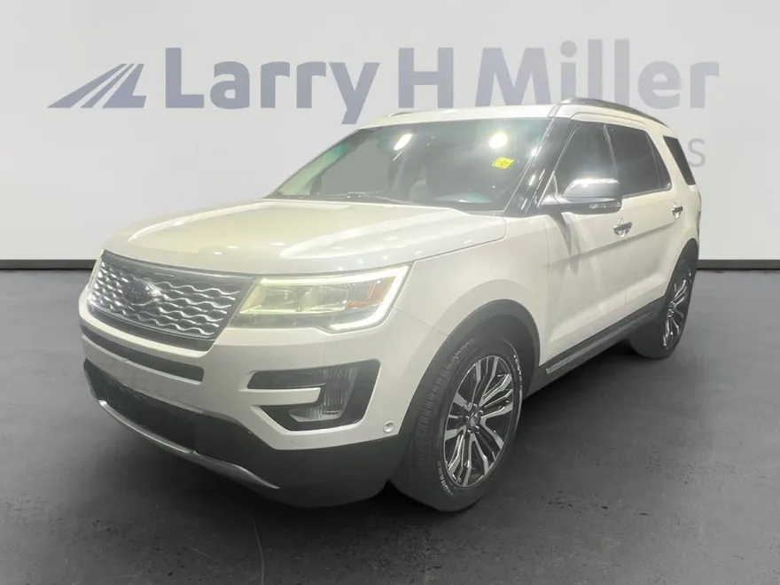 2016 Ford Explorer Platinum photo 1