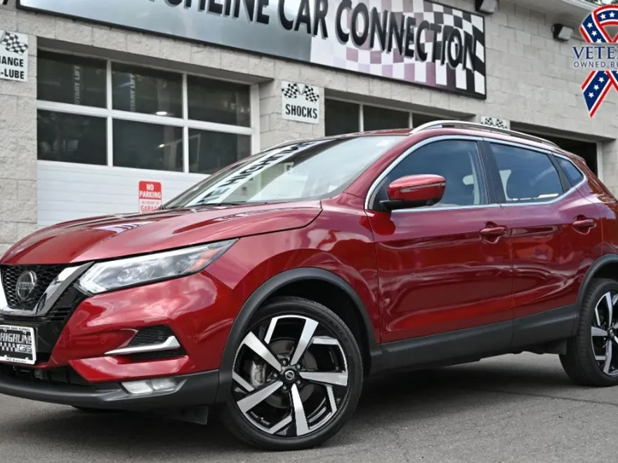 2021 Nissan Rogue Sport SL photo 1
