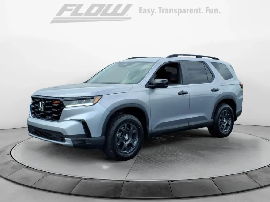 2025 Honda Pilot TrailSport photo 1