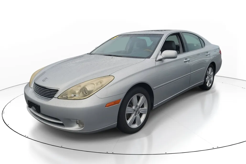 2005 Lexus ES 330 Base photo 1