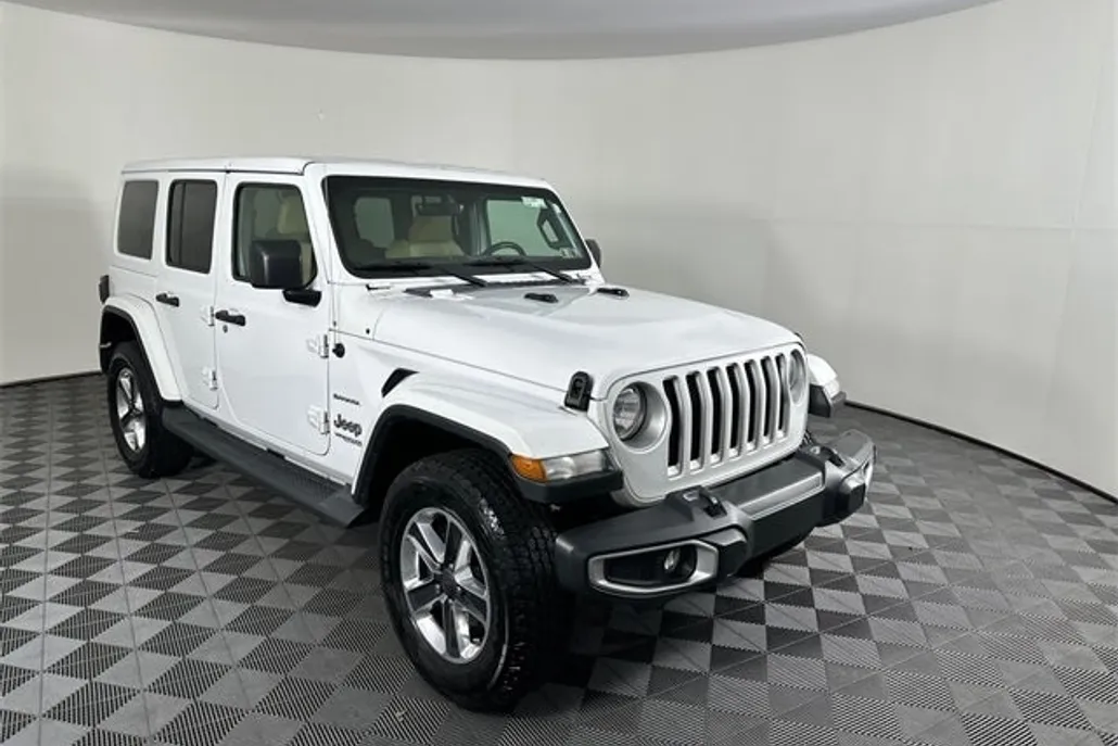 2018 Jeep Wrangler Unlimited Sahara photo 1