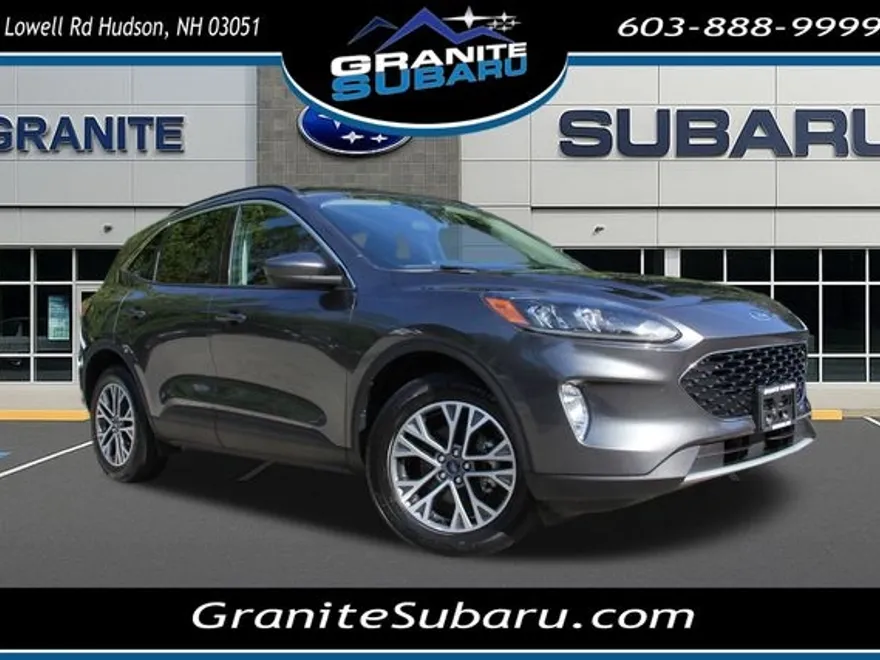 2020 Ford Escape SEL photo 1