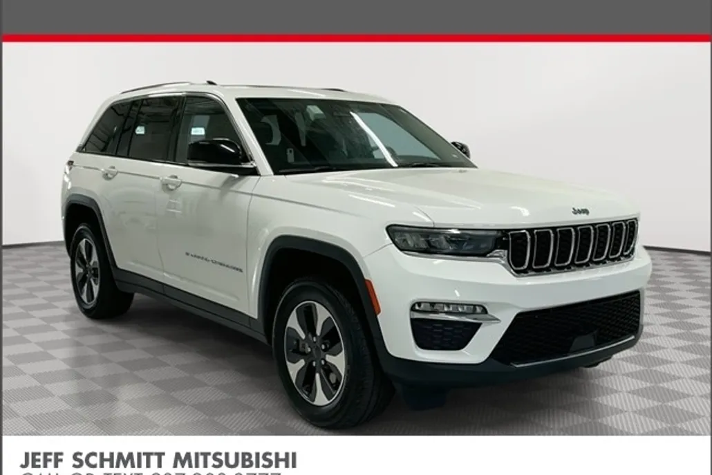 2024 Jeep Cherokee 4xe Base photo 1