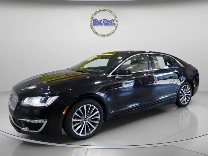 2019 Lincoln MKZ Base photo 1