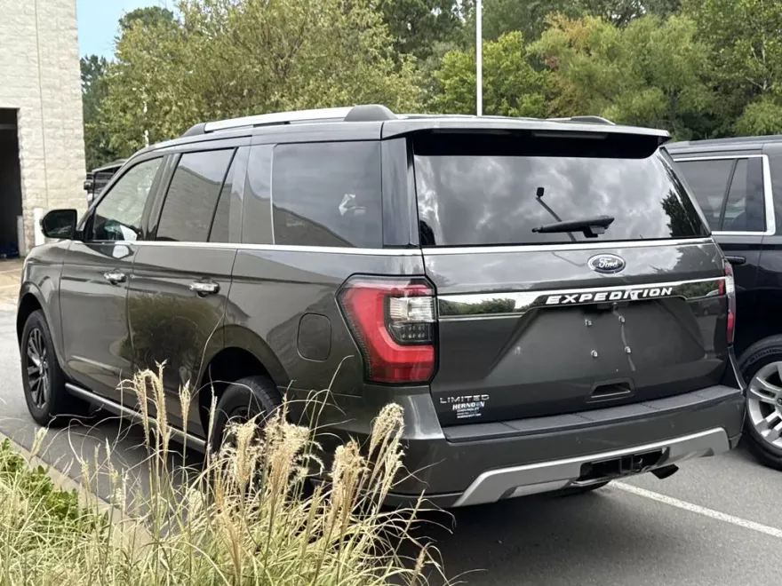 2020 Ford Expedition Limited photo 1
