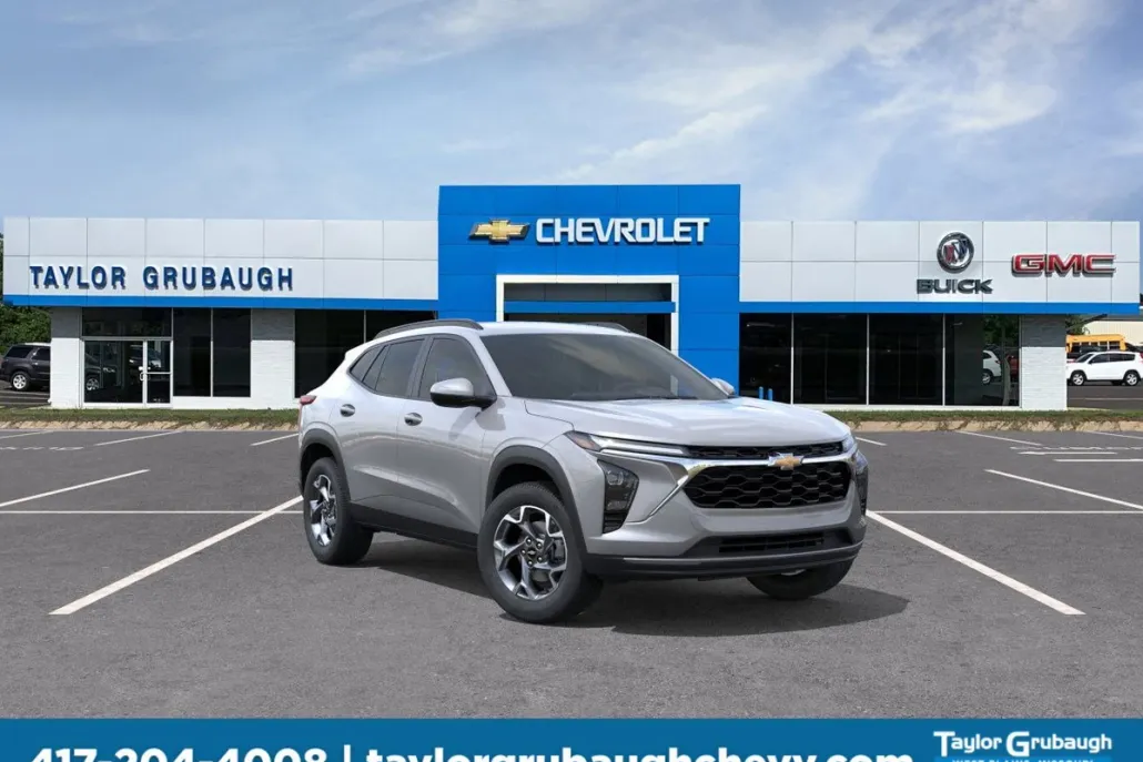 2025 Chevrolet Trax LT photo 1