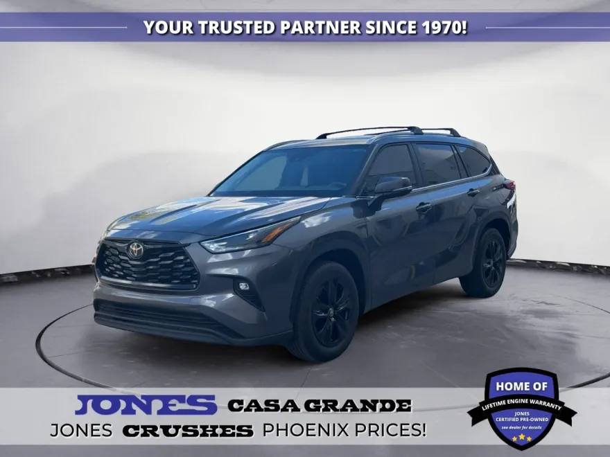 2023 Toyota Highlander L photo 1