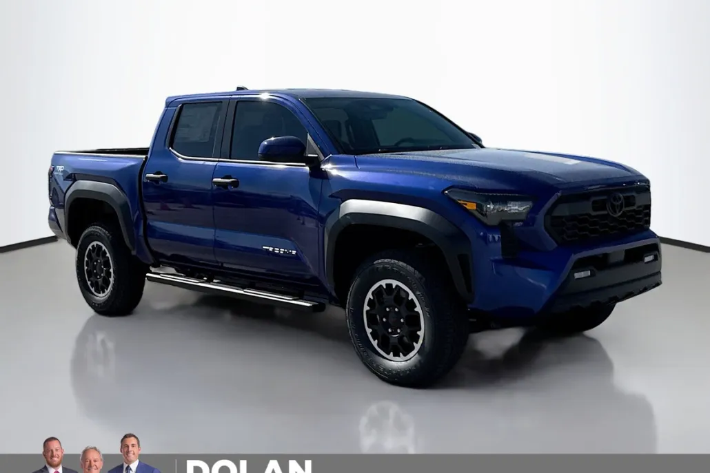 2025 Toyota Tacoma TRD Off-Road Double Cab photo 1