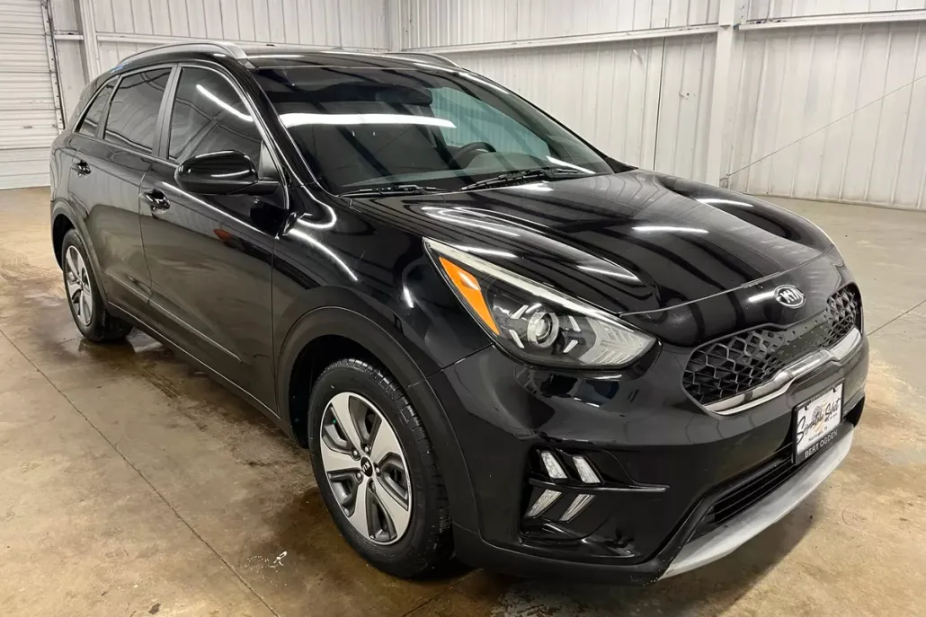 2021 Kia Niro LX photo 1