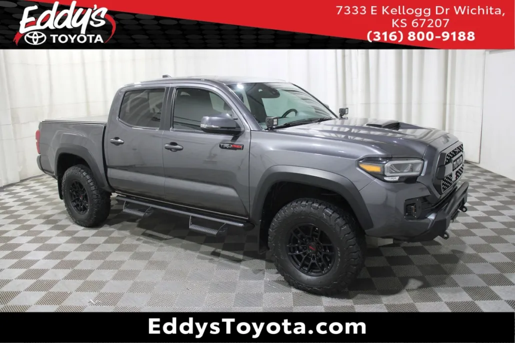 2020 Toyota Tacoma SR5 photo 1