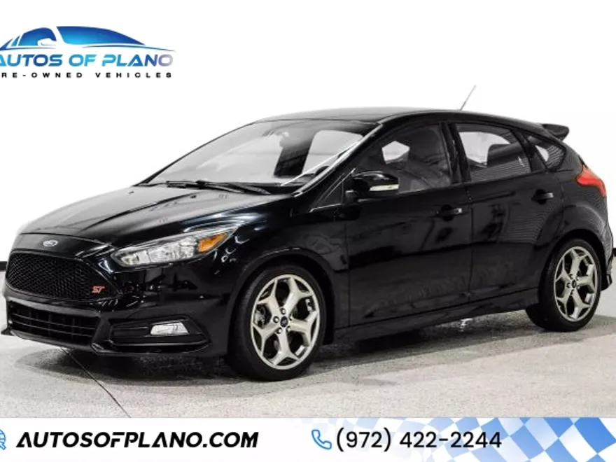 2016 Ford Focus ST photo 1