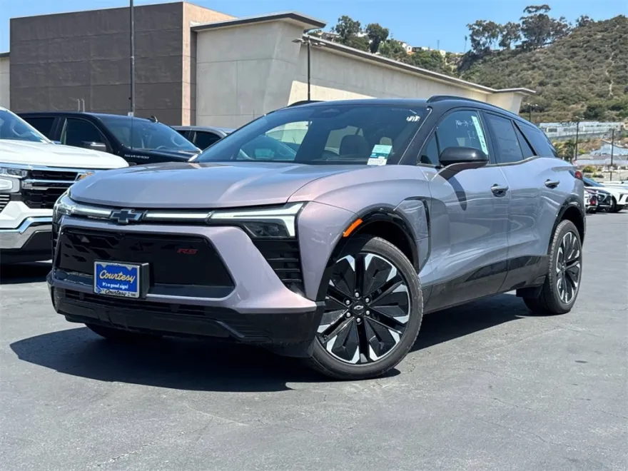 2025 Chevrolet Blazer RS photo 1