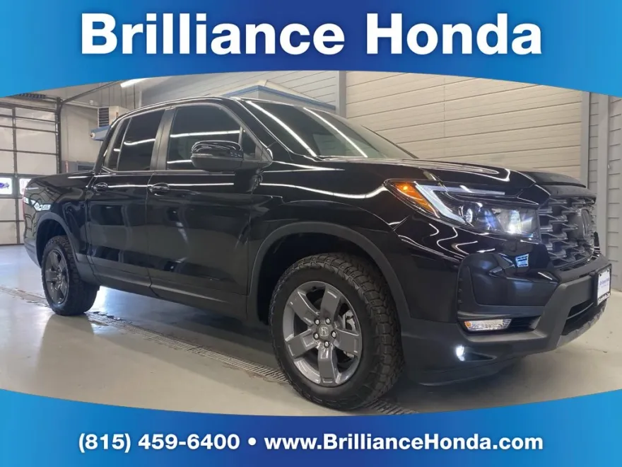 2025 Honda Ridgeline TrailSport photo 1