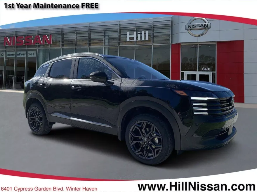 2025 Nissan Kicks SR photo 1