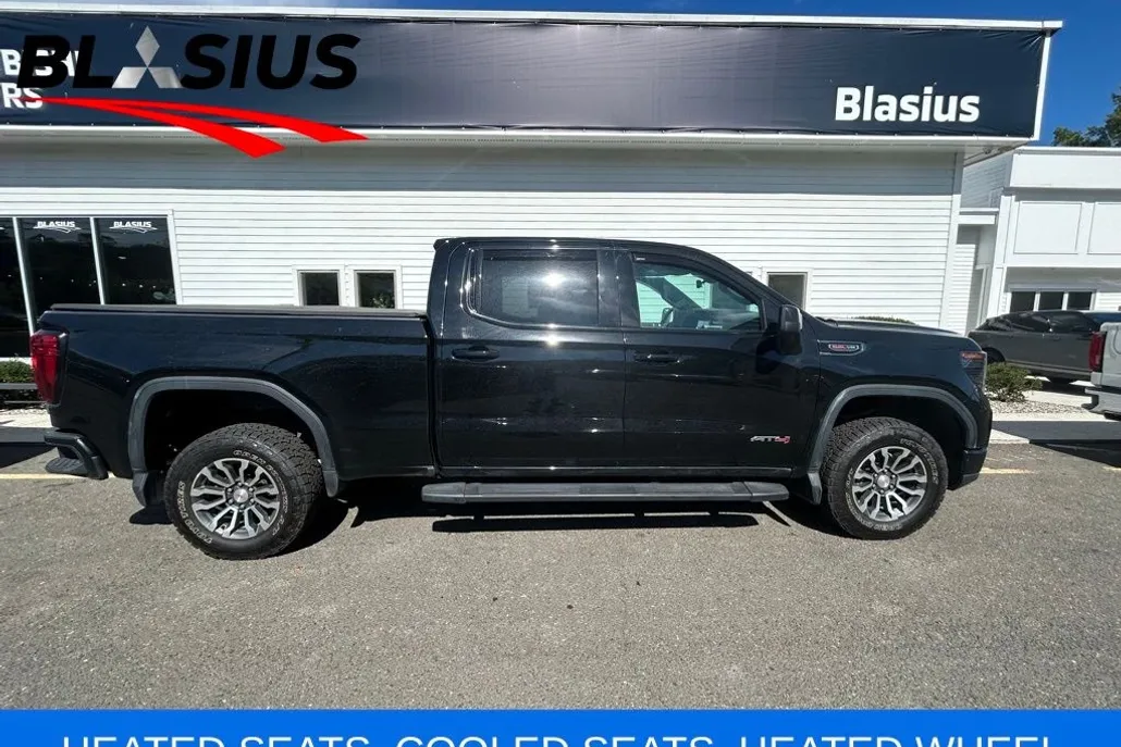 2022 Gmc Sierra 1500 AT4 photo 1