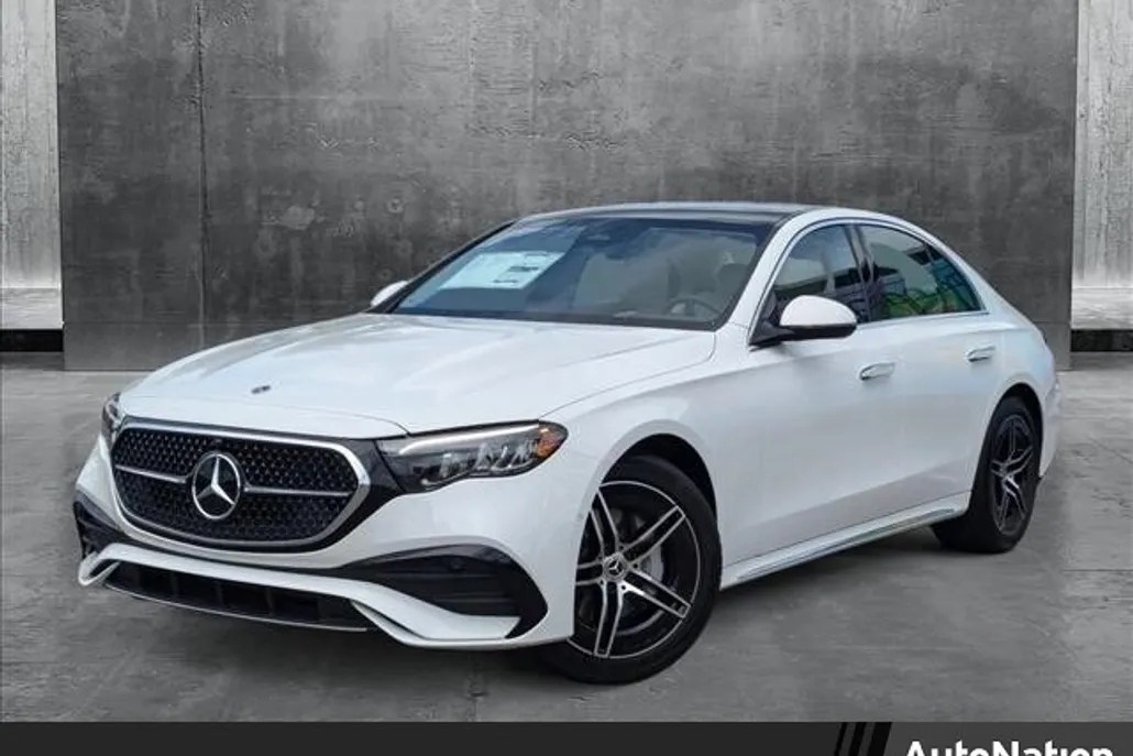 2025 Mercedes Benz E 350 4MATIC photo 1