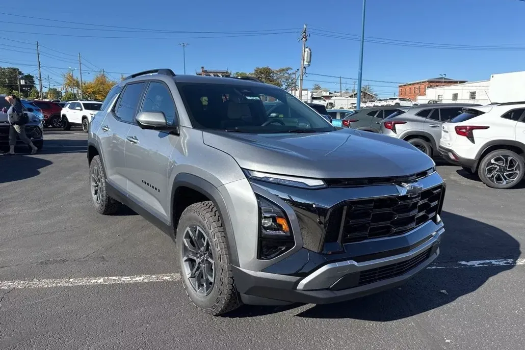 2026 Chevrolet Equinox ACTIV photo 1