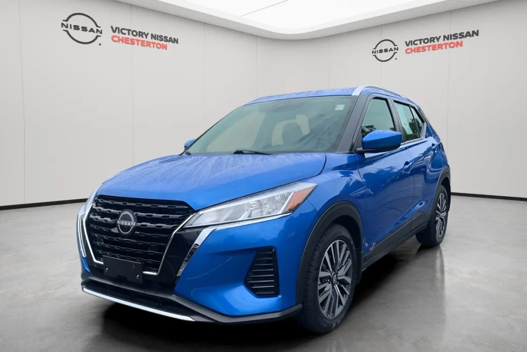 2023 Nissan Kicks SV photo 1