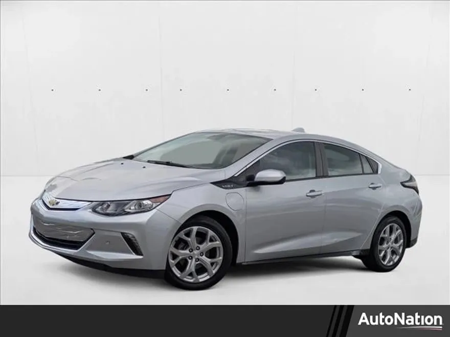 2017 Chevrolet Volt Premier photo 1