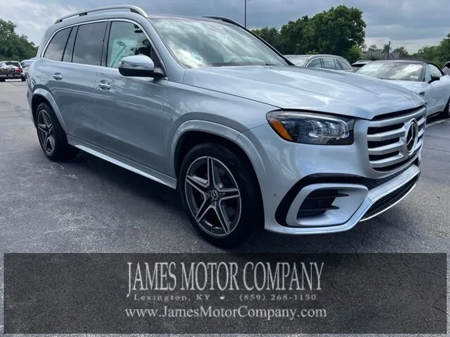 2025 Mercedes Benz GLS 450 4MATIC photo 1