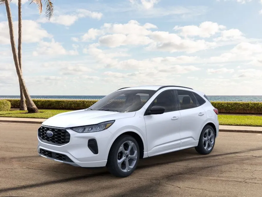 2024 Ford Escape ST-Line Hybrid photo 1