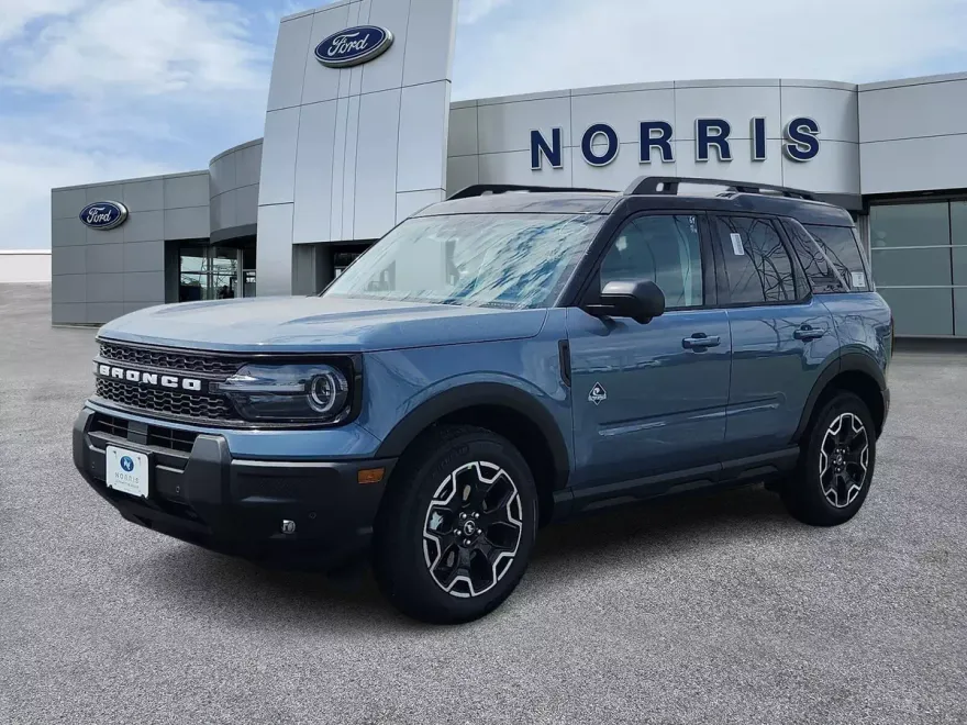 2025 Ford Bronco Sport Outer Banks photo 1