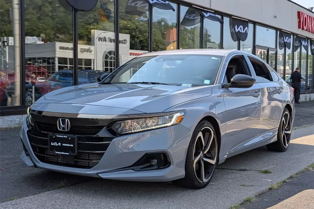2021 Honda Accord Sport photo 1
