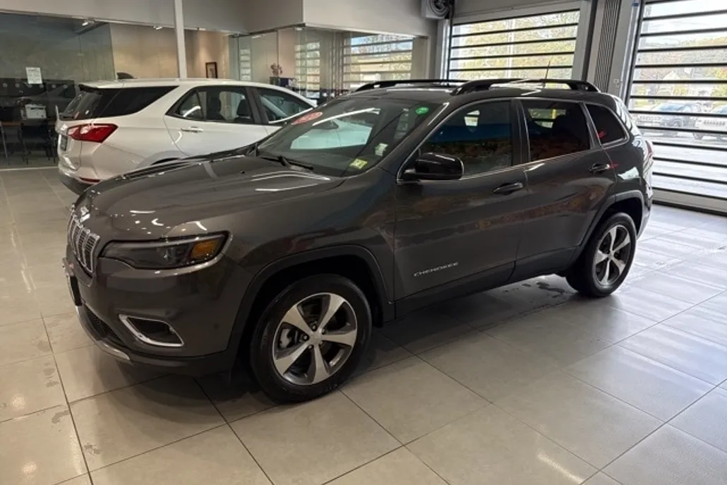 2022 Jeep Cherokee Limited photo 1