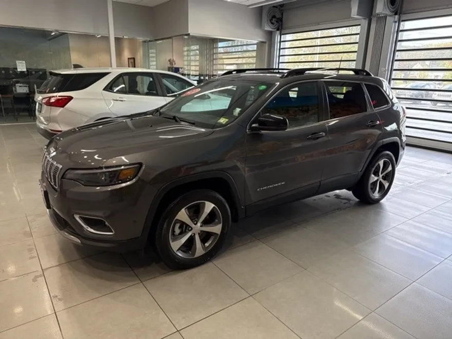 2022 Jeep Cherokee Limited photo 1