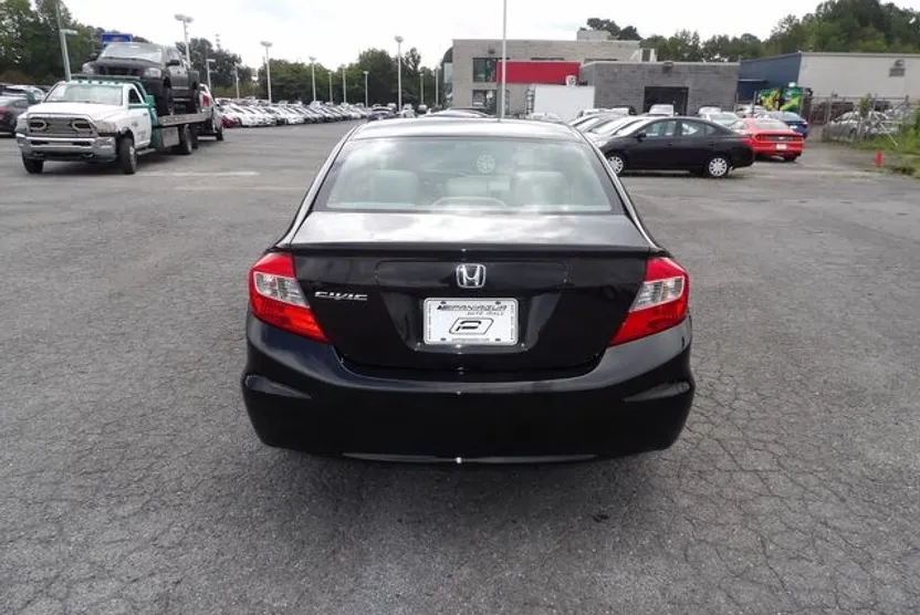 2012 Honda Civic LX photo 1