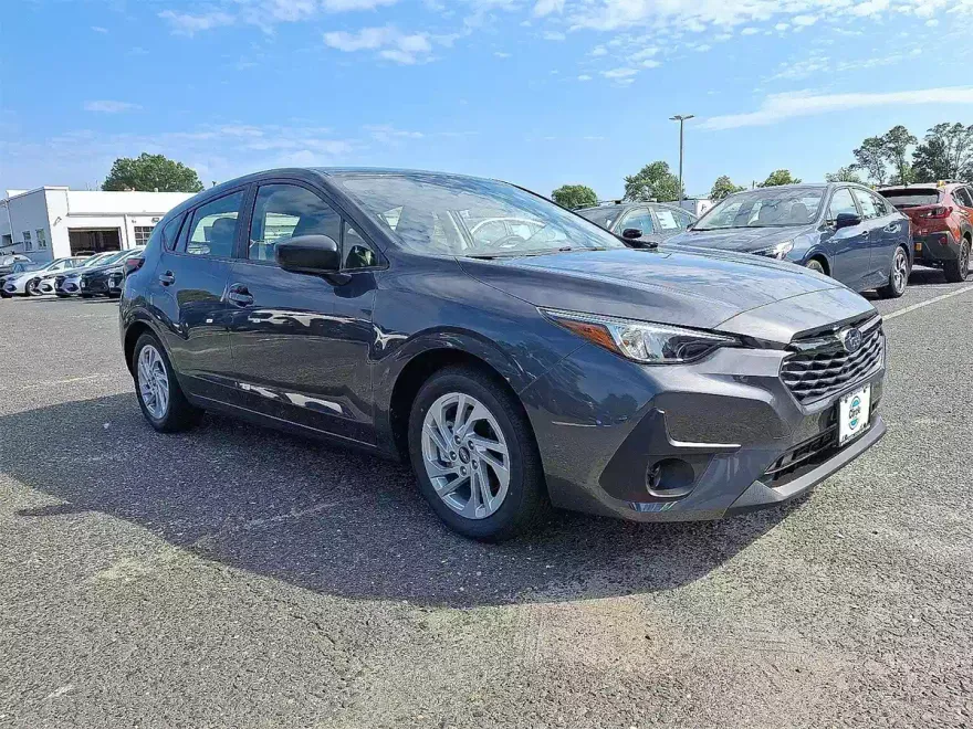 2025 Subaru Impreza Base photo 1